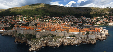 Medium small dubrovnik zidine