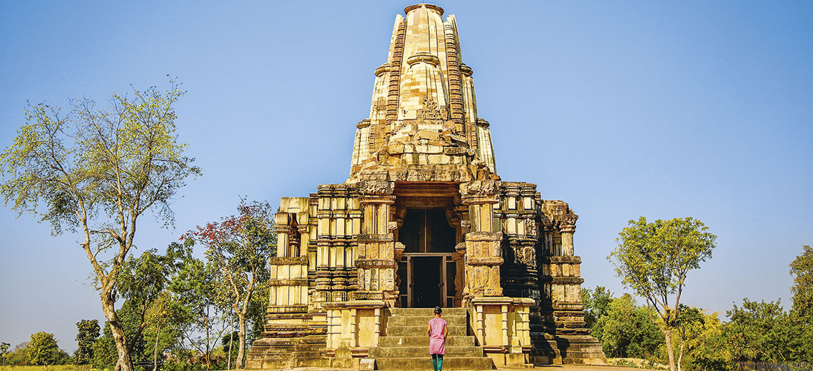 Large khajuraho