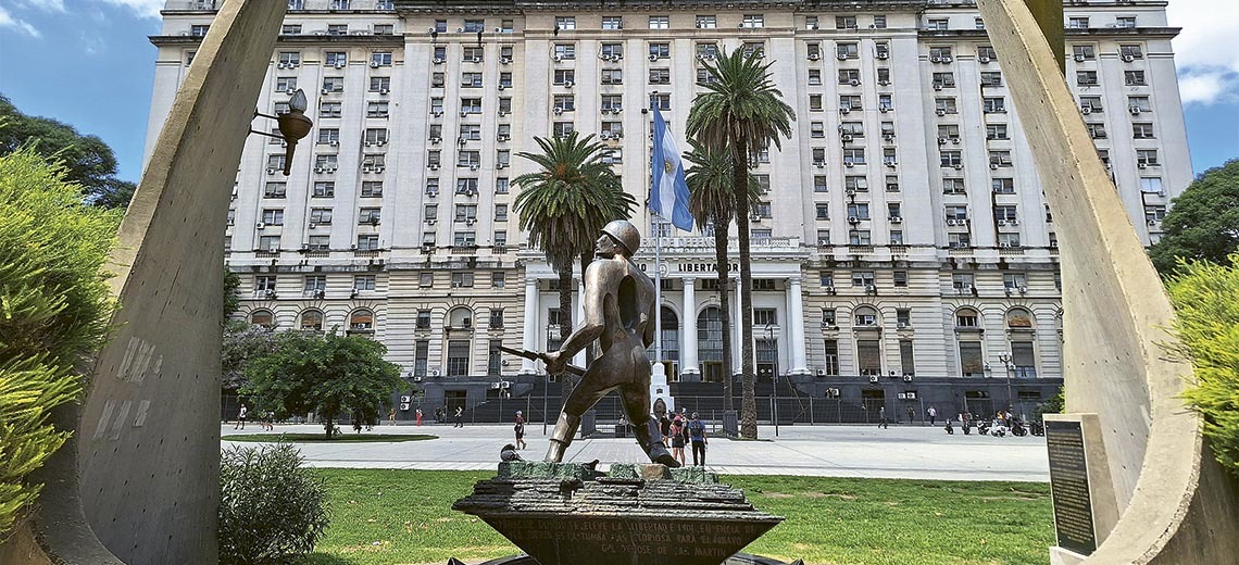 Large buenos aires