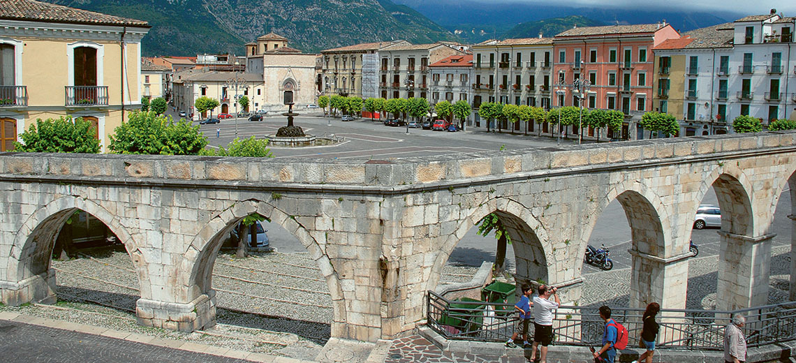 Large abruzzo