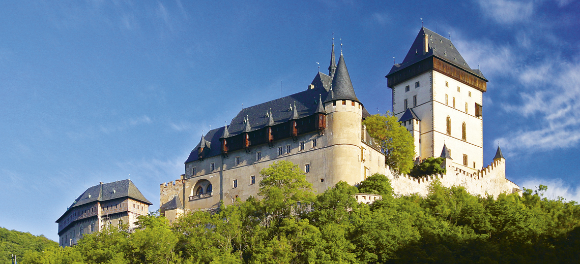 Large utvrda karlstejn